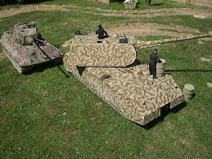 A British reconstruction of a MAUS super-Heavy Tank A British reconstruction of a MAUS super-Heavy Tank