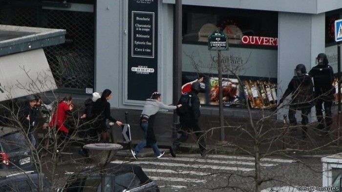 Paris Gunmen Killed