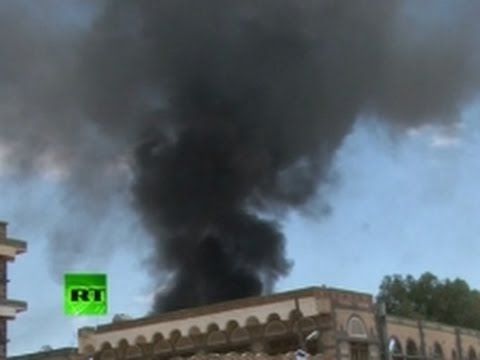 The U.S. embassy in Yemen burns