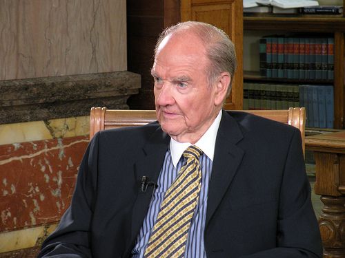 George McGovern Dies